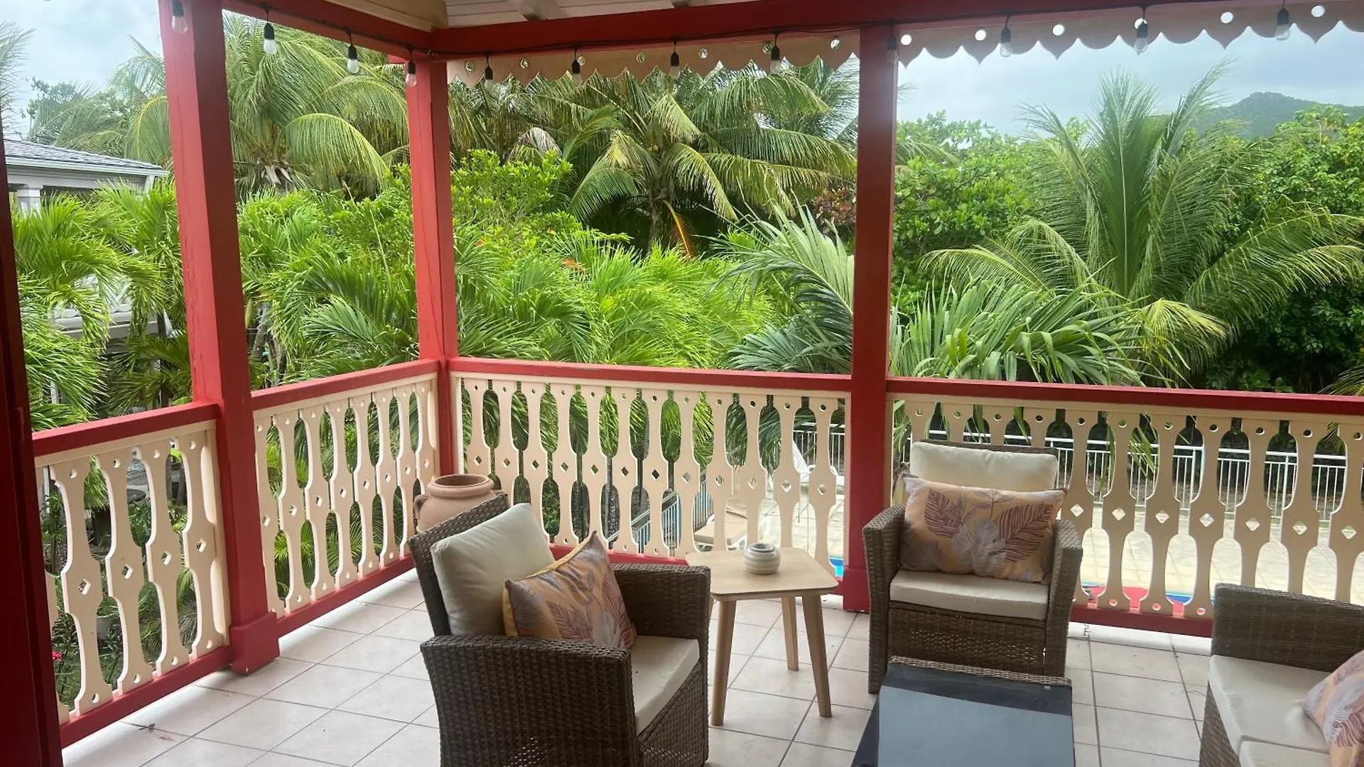 Appartement Charmant Duplex Baie Orientale